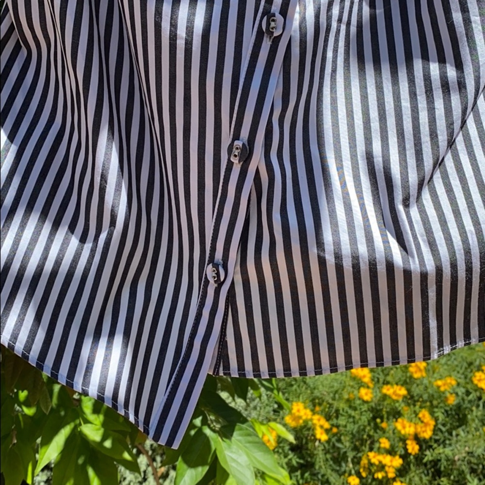 Intermix Blouse - Picture 3 of 6